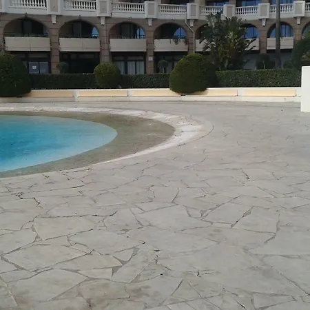 Apartment *** Bord De Mer